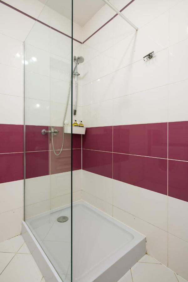 Discover Krakow Apartments - 3 Rakowicka St - Classic Apartments Near Main Station - Netflix Cracóvia Exterior foto